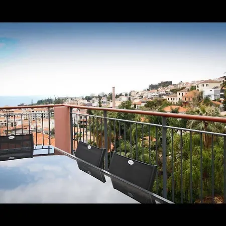 Madeira Luxury Living Апартаменты Фуншал